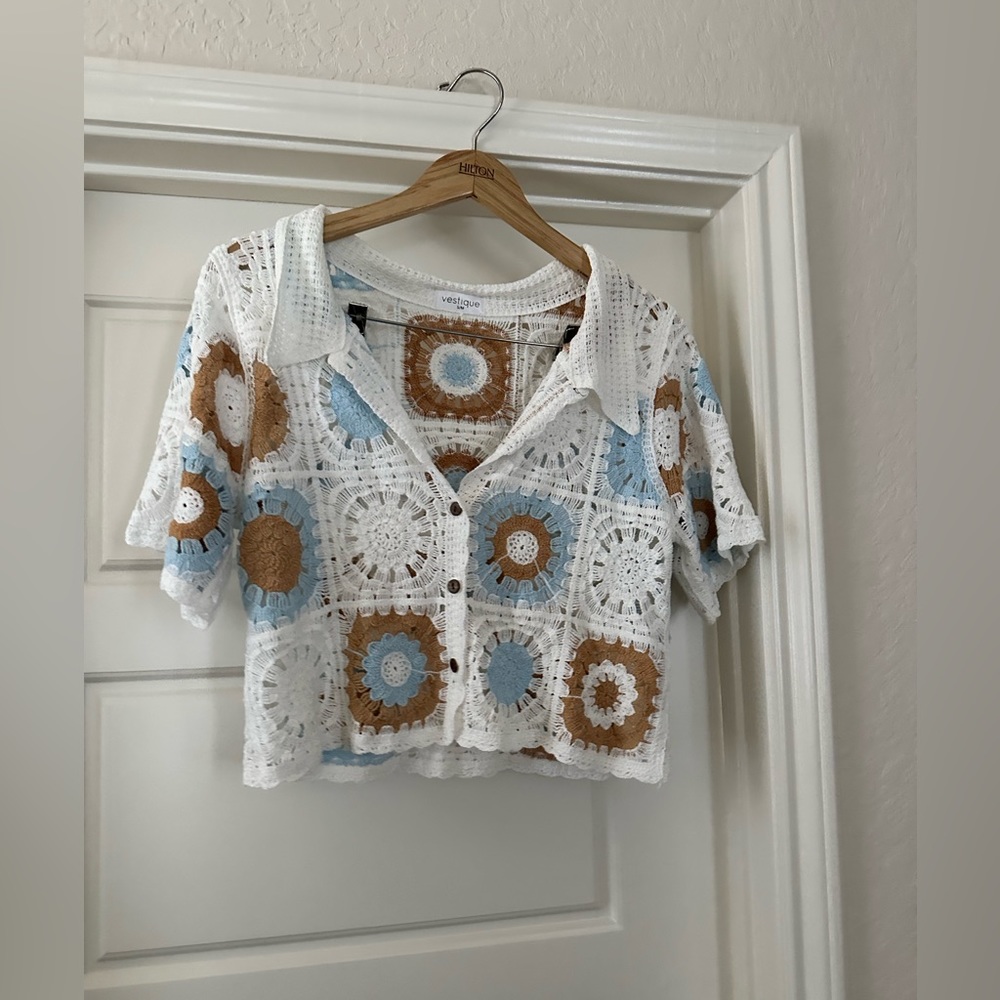 VESTIQUE - Crochet Top - size S/M - NEVER WORN
